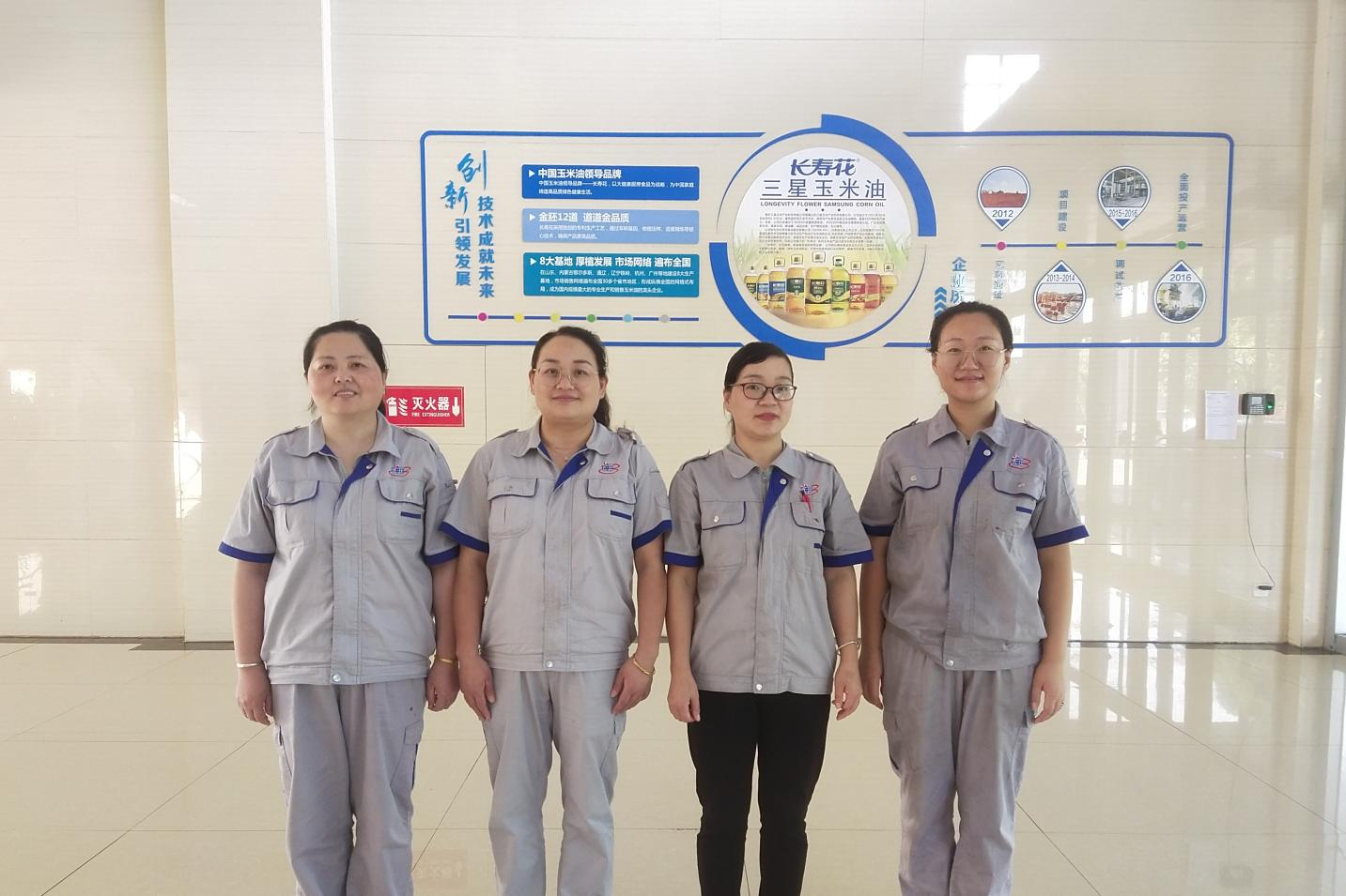 巾幗風(fēng)采|“鏗鏘玫瑰”質(zhì)檢一線(xiàn)綻芳華