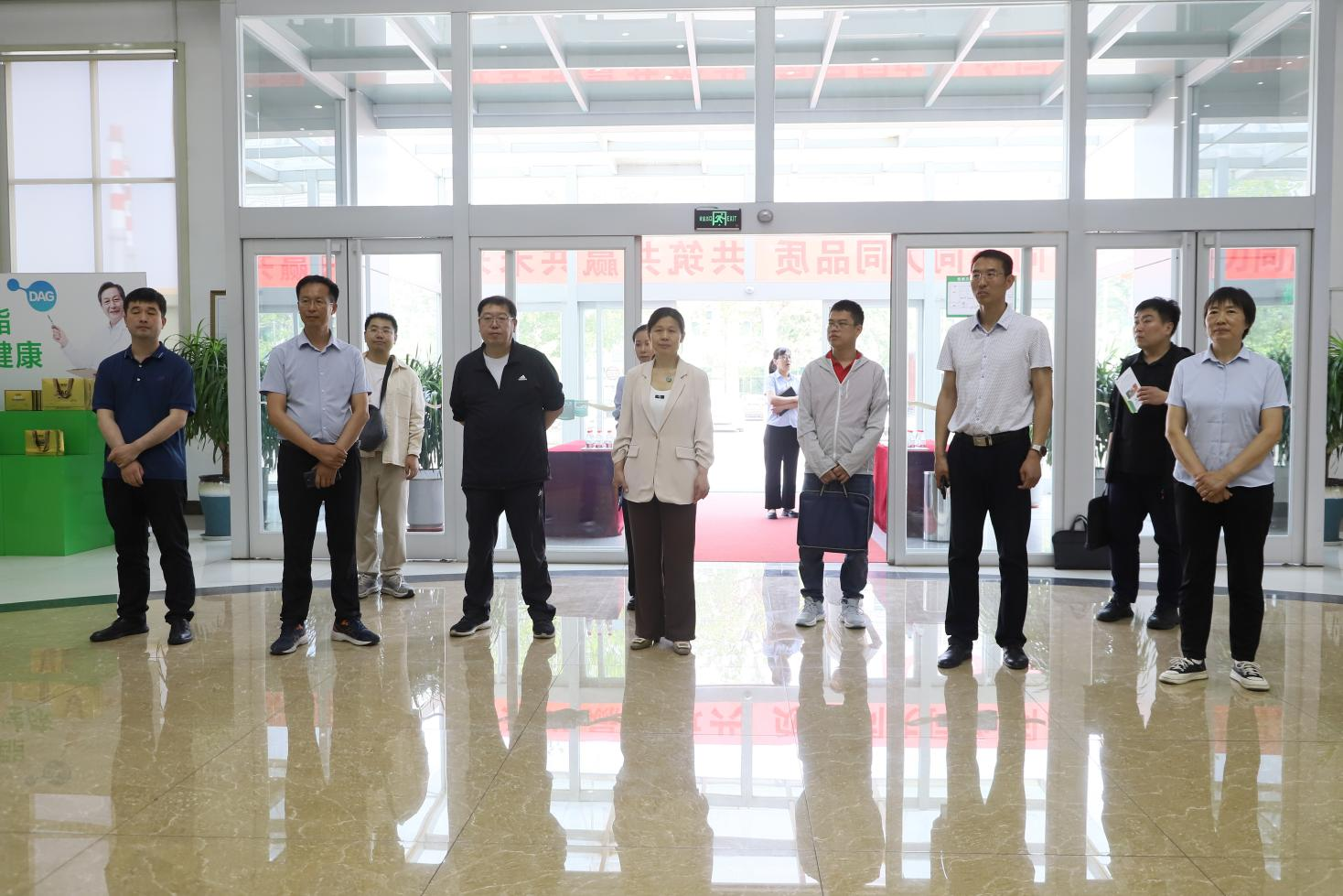 濱州市科技局調研組來山東三星集團交流調研